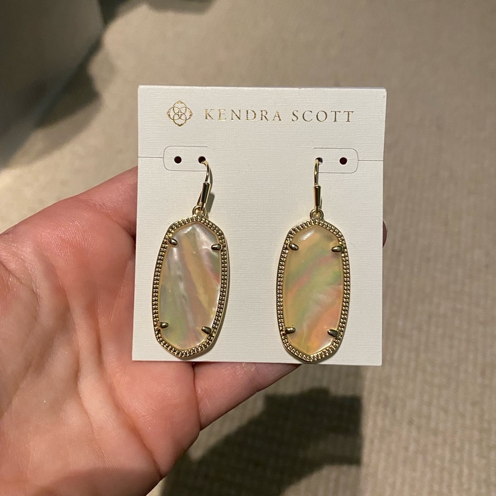 Kendra Scott Elle Gold Drop Earrings